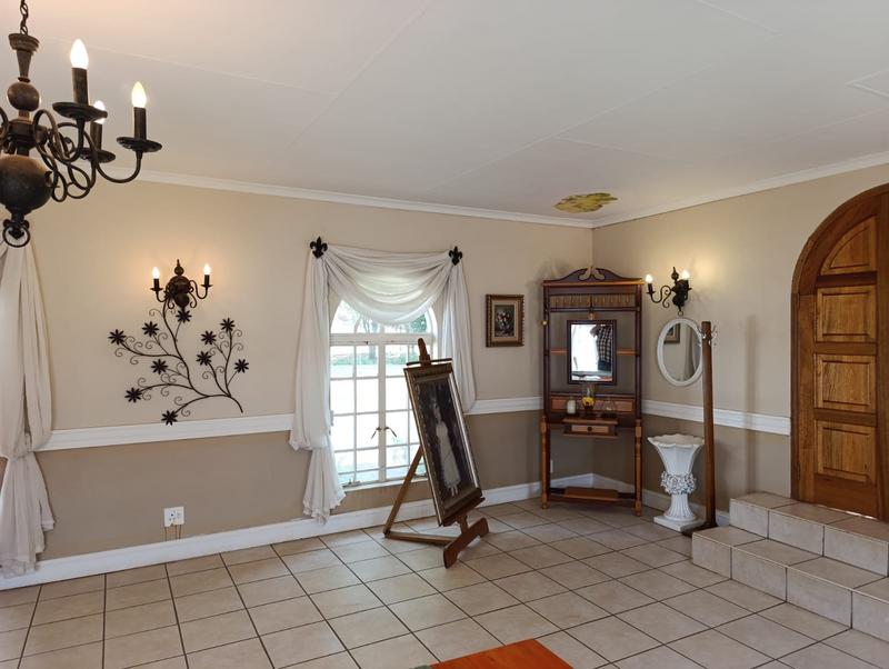 4 Bedroom Property for Sale in Middelburg Eastern Cape